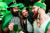 celebrating-st-patricks-day-at-the-bar