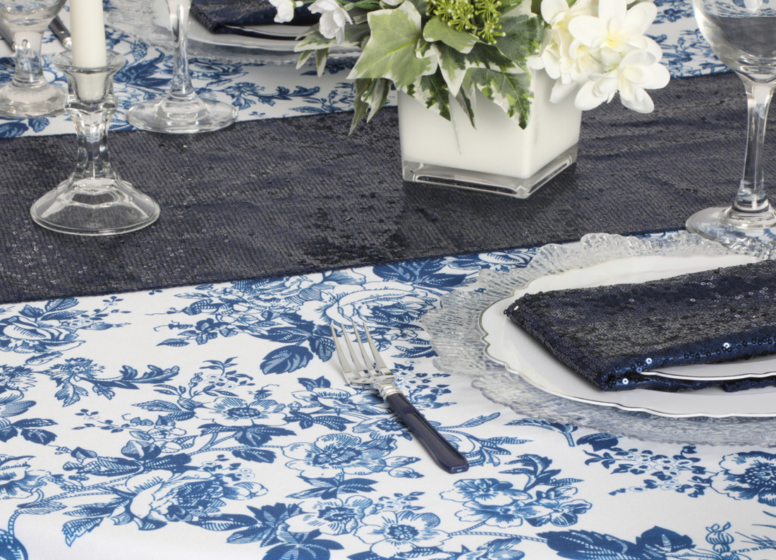 french-toile-round-tablecloth-blue