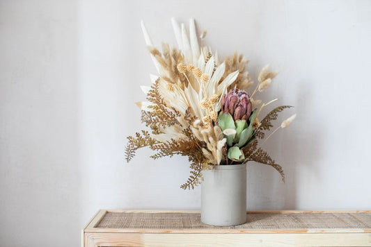 dried flower decorations