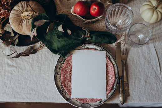 white-vintage-table-set