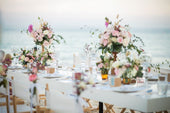 beach-festive-tables-and-chairs