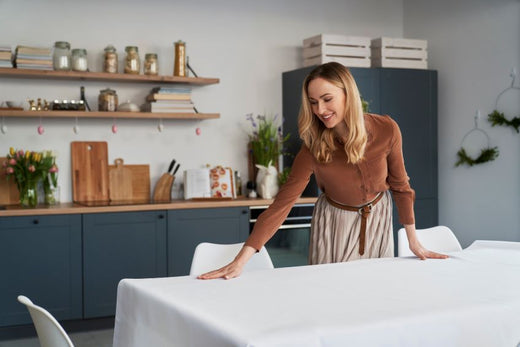 laying-table-with-white-tablecloth