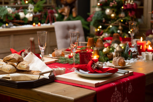 Christma-Table-Setup-CV-Linens