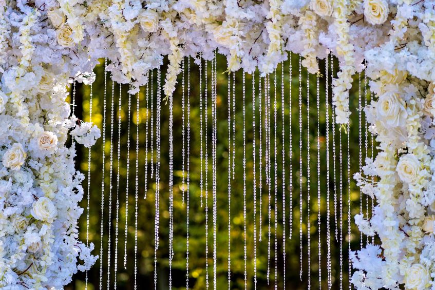 bunch-of-white-flowers