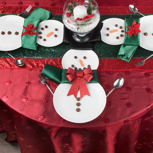 Red-Round-Tablecloth-for-Christmas - CV-Linens