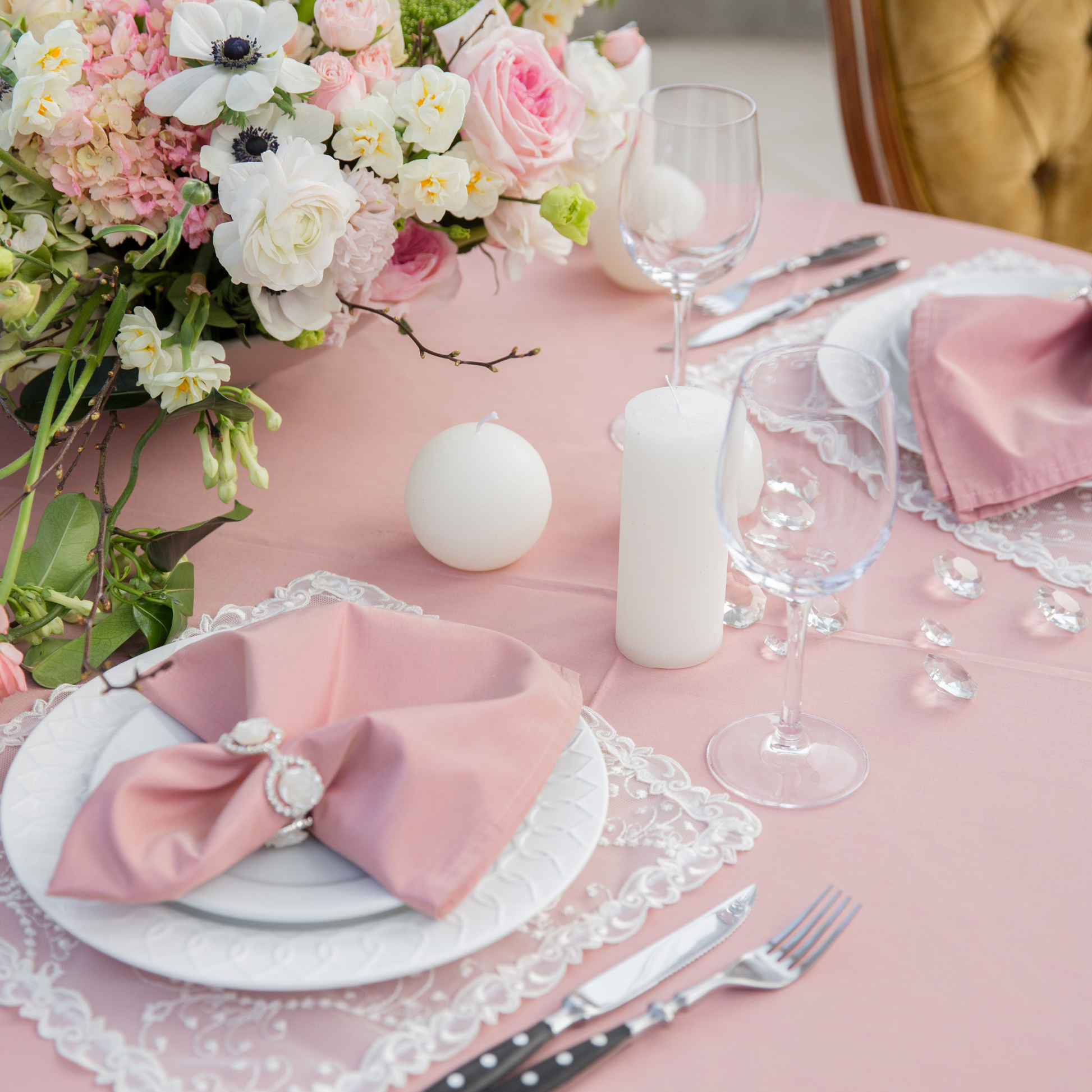 Round Polyester 132" Tablecloth - Dusty Rose/Mauve