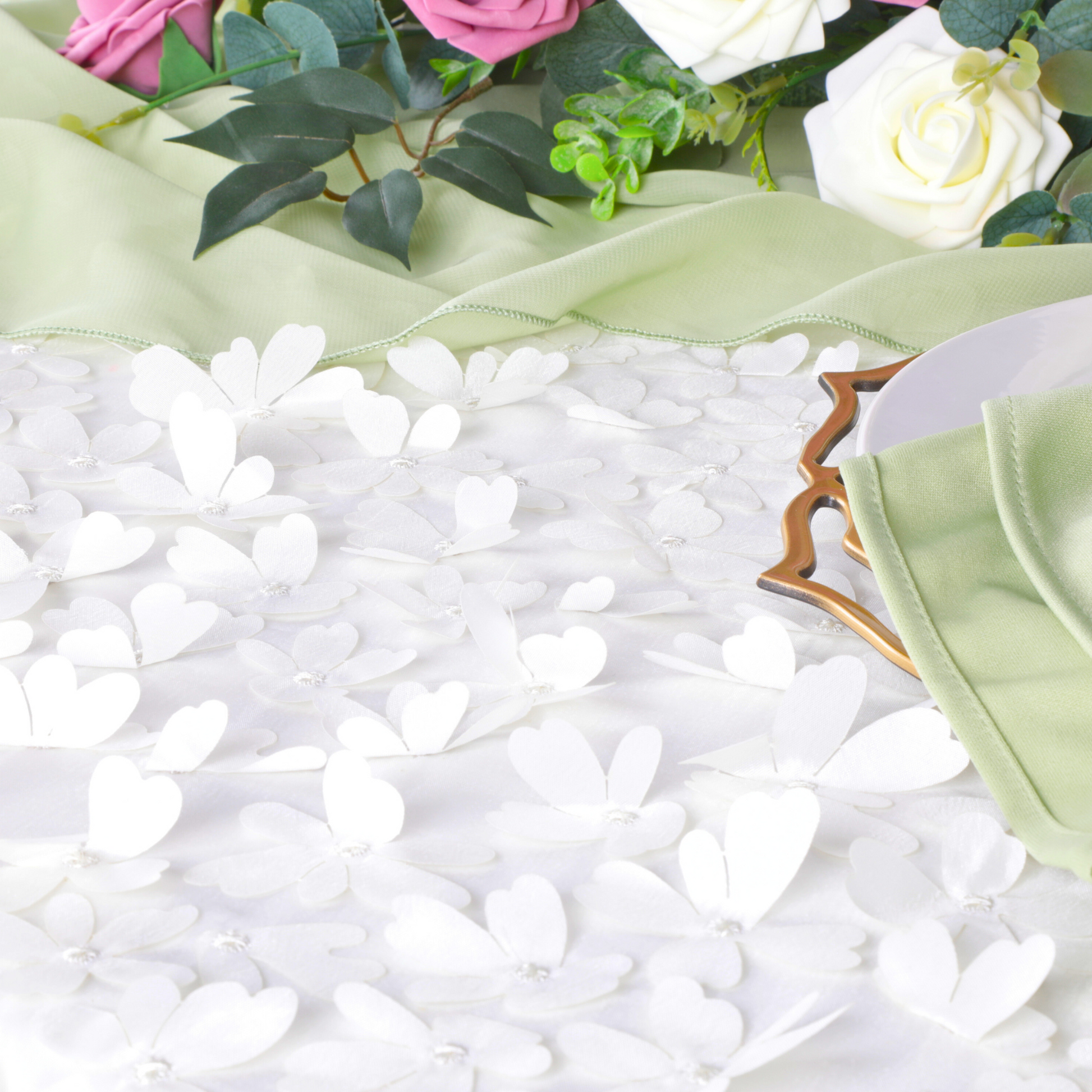 Flower Petal Taffeta Round 120" Tablecloth - White